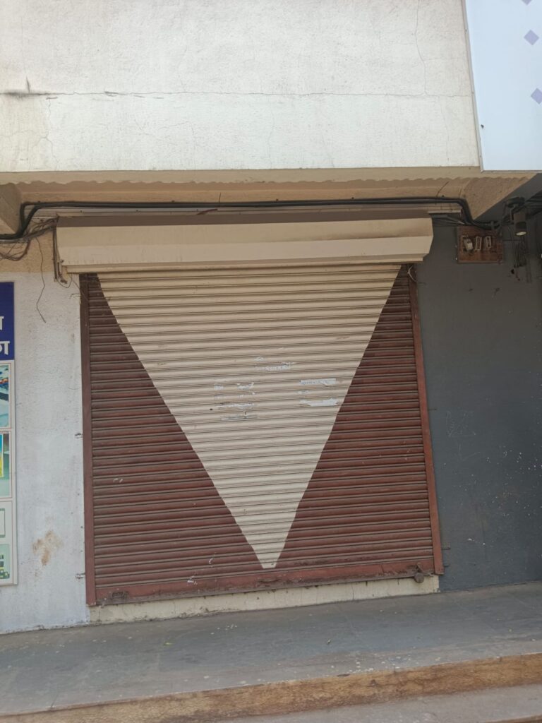 Shop For rent in Thergaon